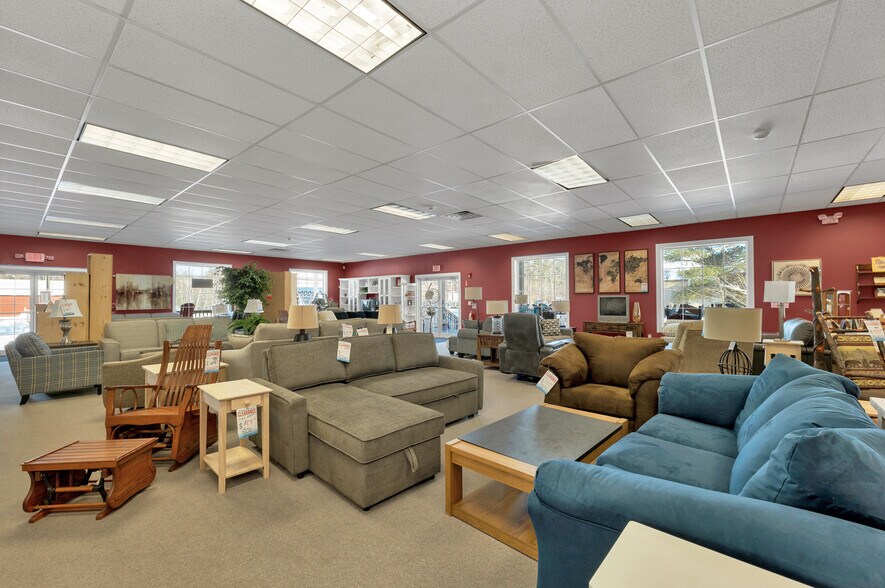 More Photos Of 1210 White Mountain Hwy, Ossipee Freestanding For Sale