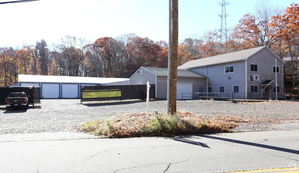 More Photos Of 8 Route 80, Killingworth Warehouse For Lease
