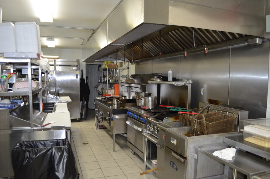 More Photos Of 6507 Brittmoore Rd, Houston Restaurant For Sale