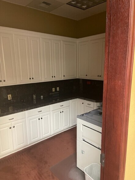 More Photos Of 1120 13th St, Modesto Loft Creative Space For Lease