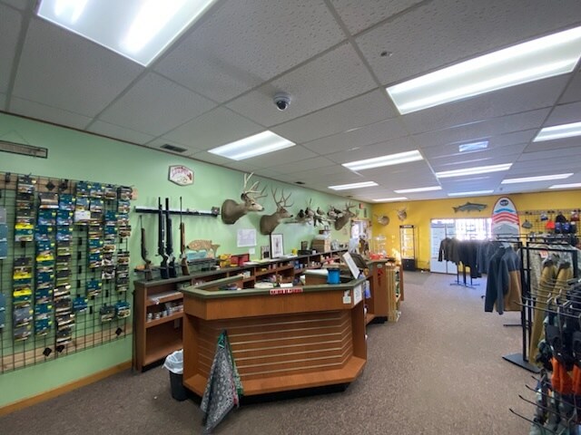 More Photos Of 122 Saratoga Rd, Schenectady General Retail For Sale