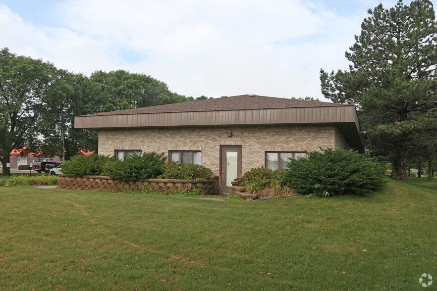 More Photos Of 15185 Carrousel Way, Rosemount Medical For Sale