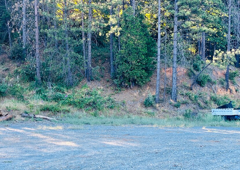 More Photos Of 11452 E Bennett Rd, Grass Valley Industrial For Lease