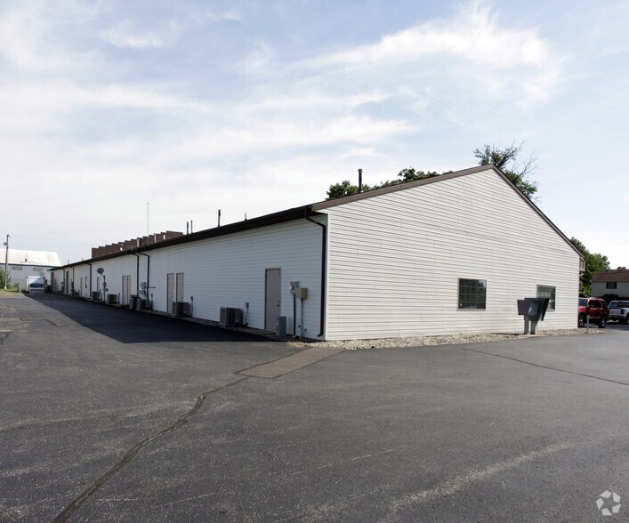 More Photos Of 51529-51541 Bittersweet Rd, Granger Office For Sale