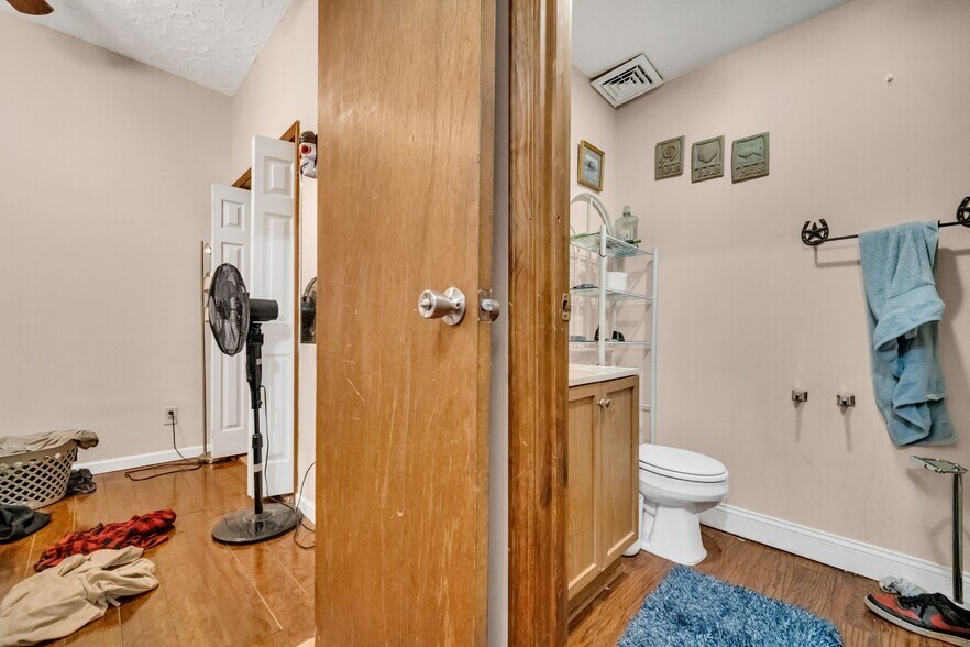 More Photos Of 1386 Cranford Ave, Lakewood Storefront Retail Residential For Sale