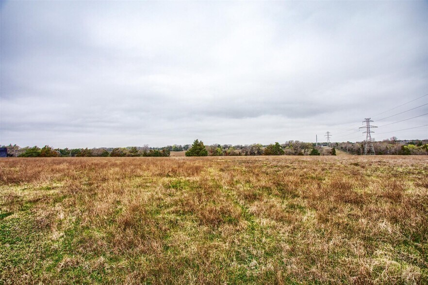 More Photos Of 1414 S Bluegrove Rd, Lancaster Land For Sale