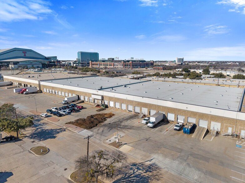 More Photos Of 2001-2023 Exchange Dr, Arlington Distribution For Sale
