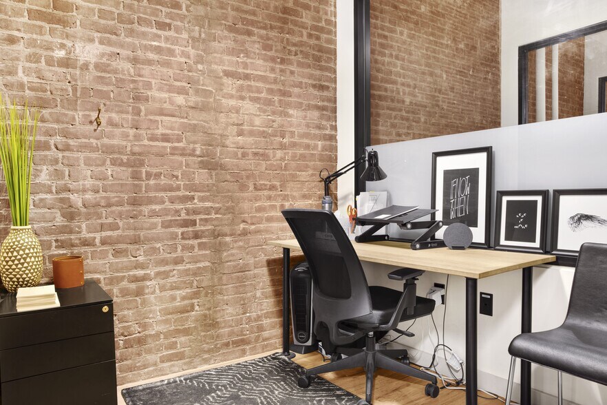 More Photos Of 379 W Broadway, New York Coworking Space