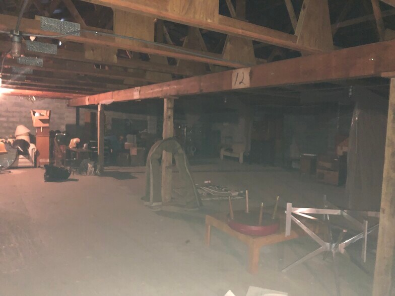 More Photos Of 1023 W Washington St, Hagerstown Warehouse For Lease