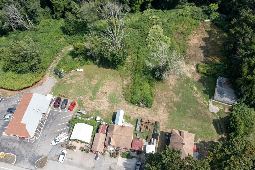 More Photos Of 1105 Route 32, Uncasville Freestanding For Sale