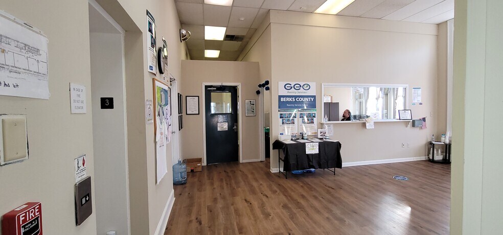 More Photos Of 501 Penn St, Reading Office For Sale