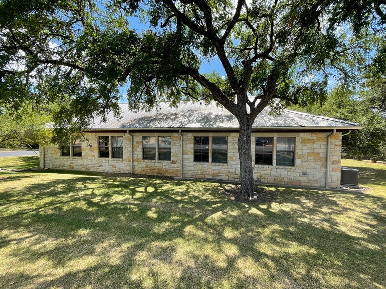 More Photos Of 5901 Old Fredericksburg Rd, Austin Medical For Lease