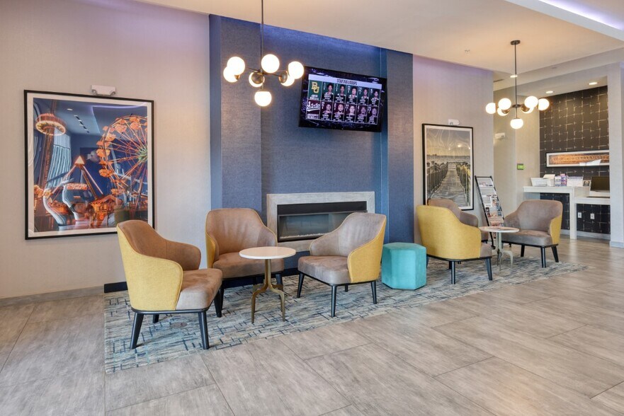 More Photos Of 1002 63rd St, Galveston Hotel For Sale