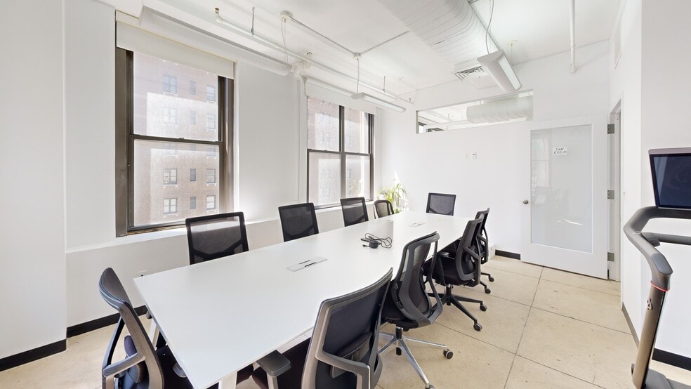 More Photos Of 45 W 34th St, New York Office For Lease