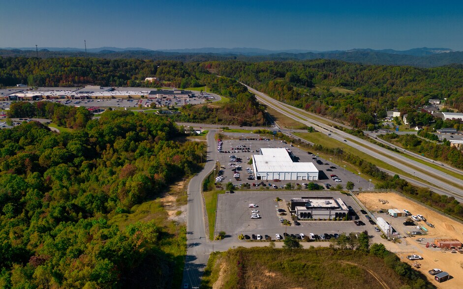 More Photos Of 214 Cross Roads Dr, Mount Hope Restaurant For Sale