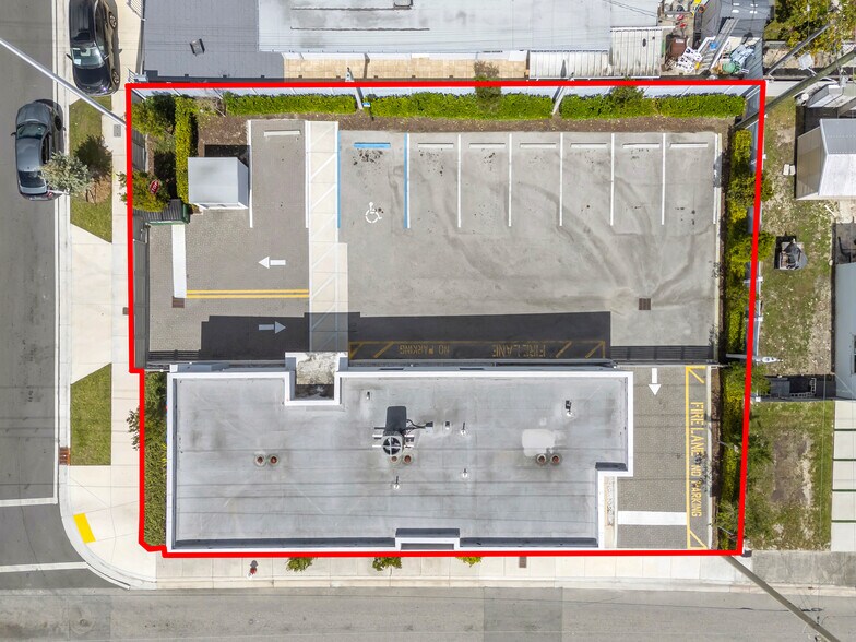 More Photos Of 875 E 41st St, Hialeah Medical For Sale