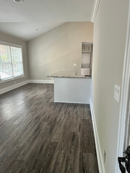 More Photos Of 323 4th St NE, Atlanta Apartments For Sale