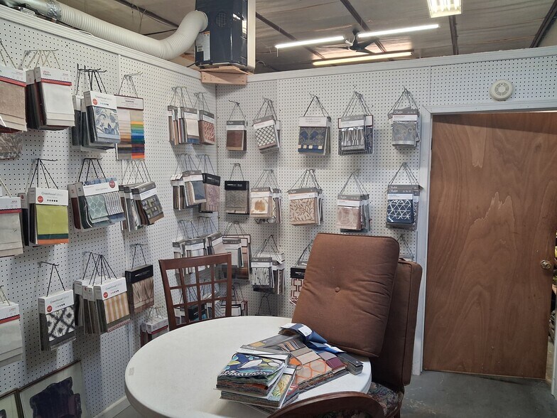 More Photos Of 4570 E Bristol Rd, Feasterville Trevose Light Manufacturing For Sale