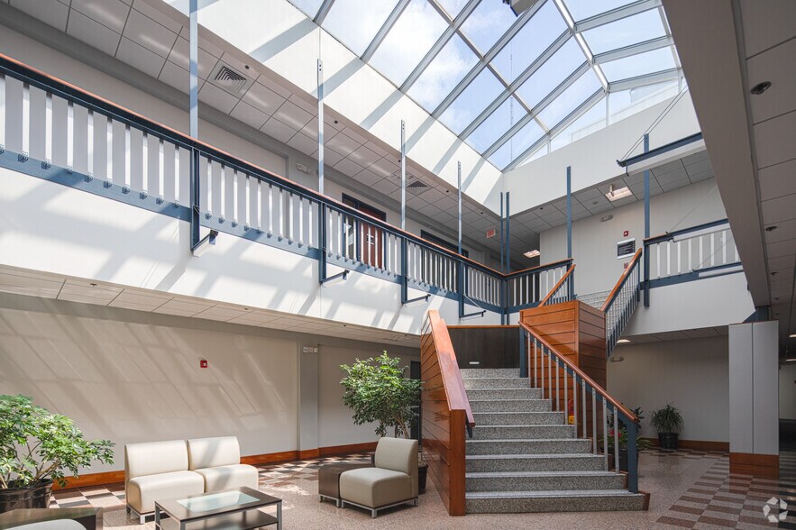 More Photos Of 144 Gould St, Needham Office For Lease