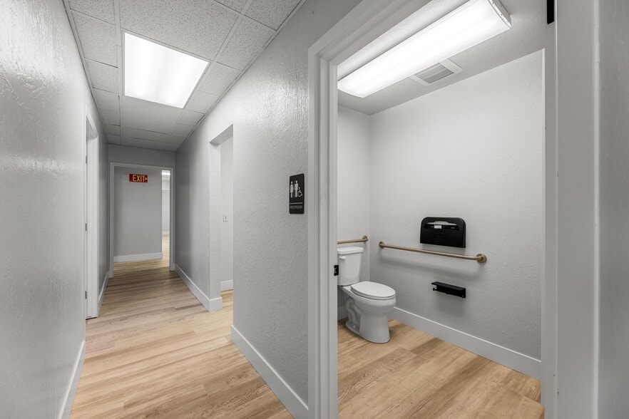 More Photos Of 3637 Mission Ave, Carmichael Unknown For Lease