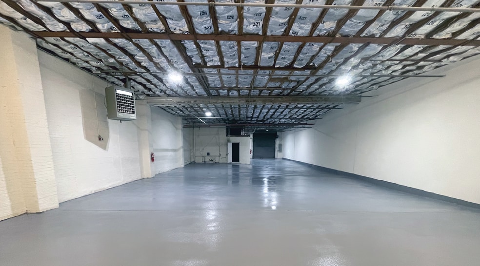 More Photos Of 514 47th Ave, Long Island City Warehouse For Lease