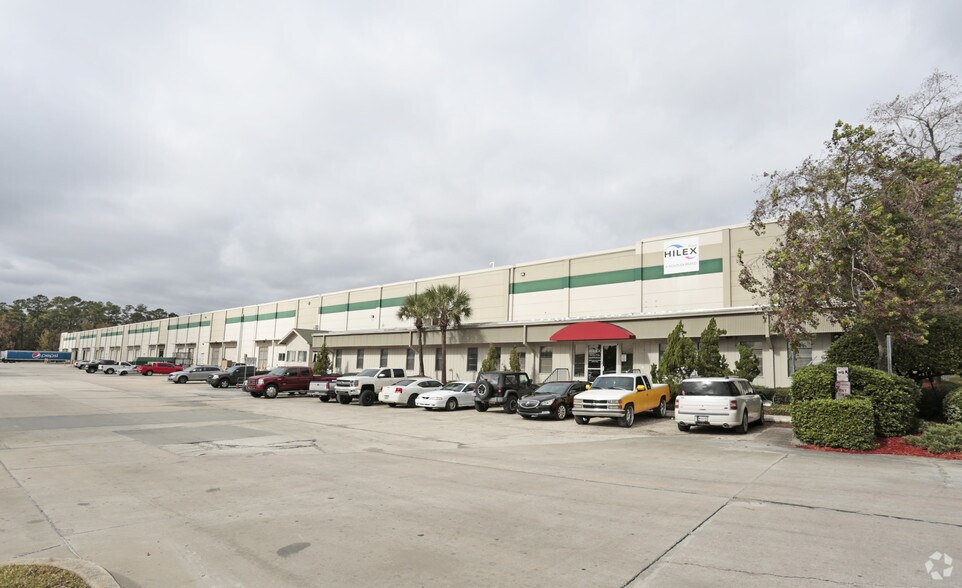 More Photos Of 500 Ellis Rd N, Jacksonville Warehouse For Lease