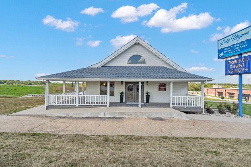 More Photos Of 771 E HWY 54, Camdenton Office For Sale
