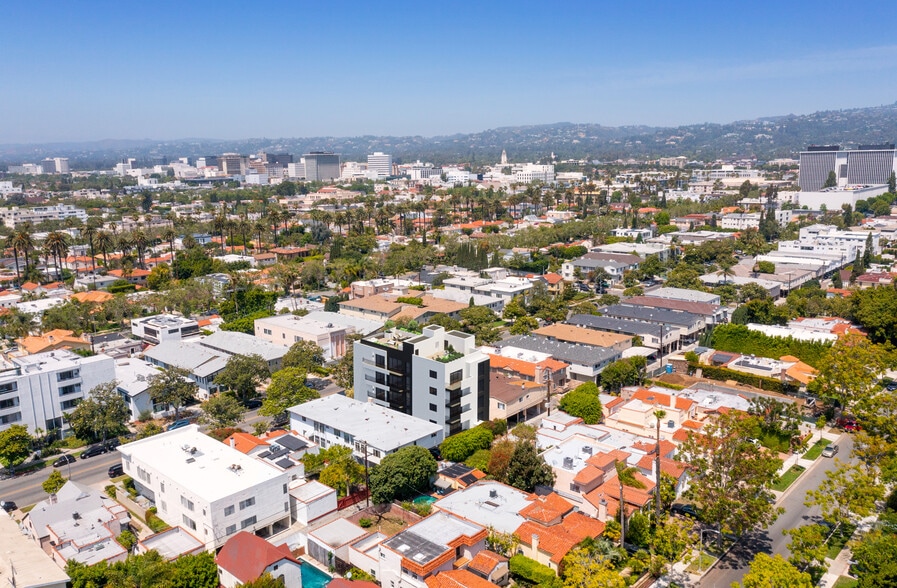 More Photos Of 332 S Doheny Dr, Beverly Hills Land For Sale