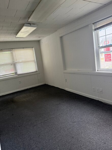 More Photos Of 728-740 E Haverford Rd, Bryn Mawr Office For Lease