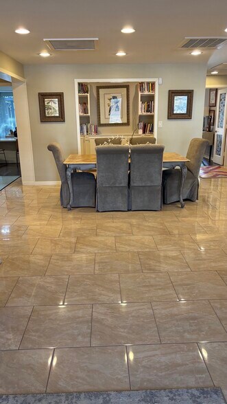 More Photos Of 14343 Torrey Chase Blvd, Houston Office For Sale