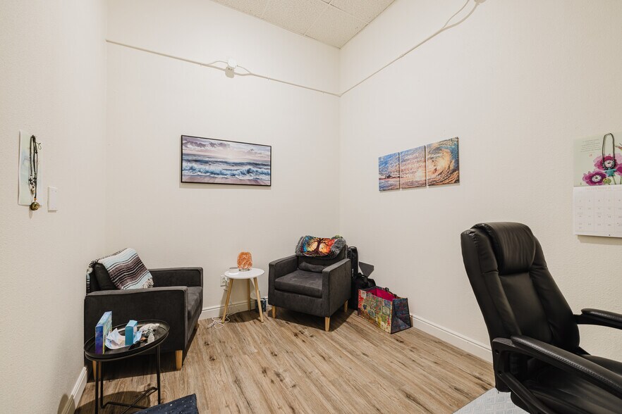 More Photos Of 174 Idaho St, Elko General Retail For Lease