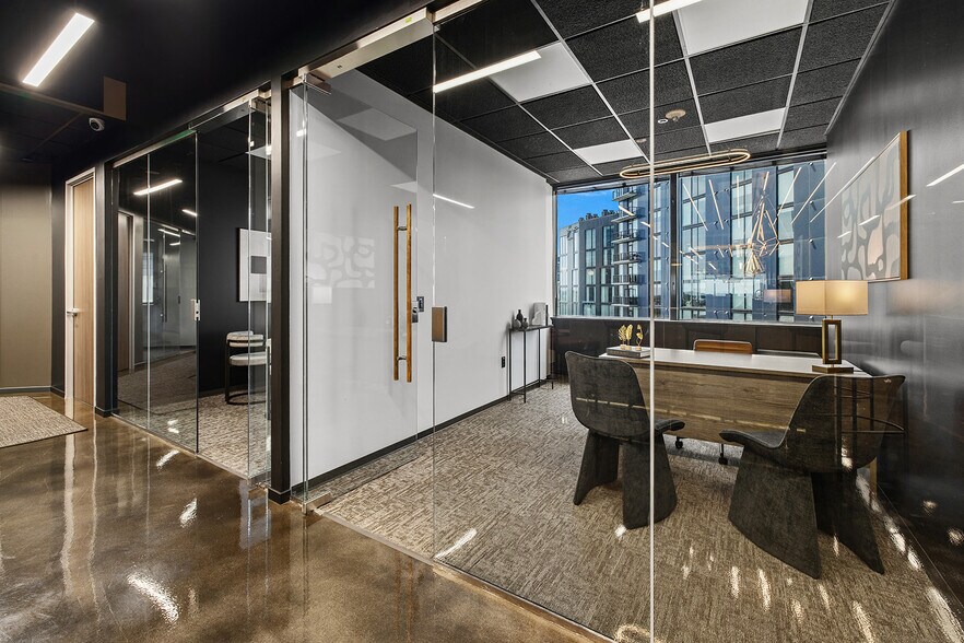 More Photos Of 1801 West End Ave, Nashville Coworking Space