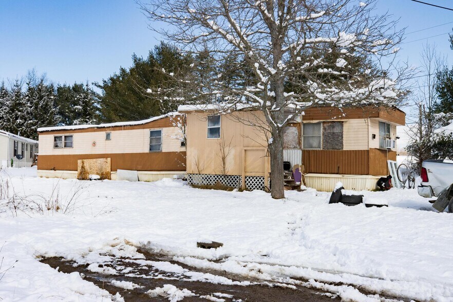More Photos Of 1141 Wellman rd, Ashville Manufactured Housing Mobile Home Park For Sale
