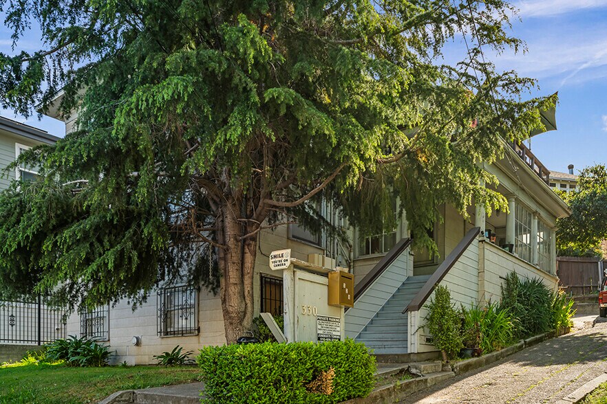 More Photos Of 330 Athol Ave, Oakland Apartments For Sale