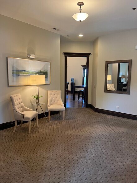 More Photos Of 770 Beacon St, West Dundee Medical For Sale