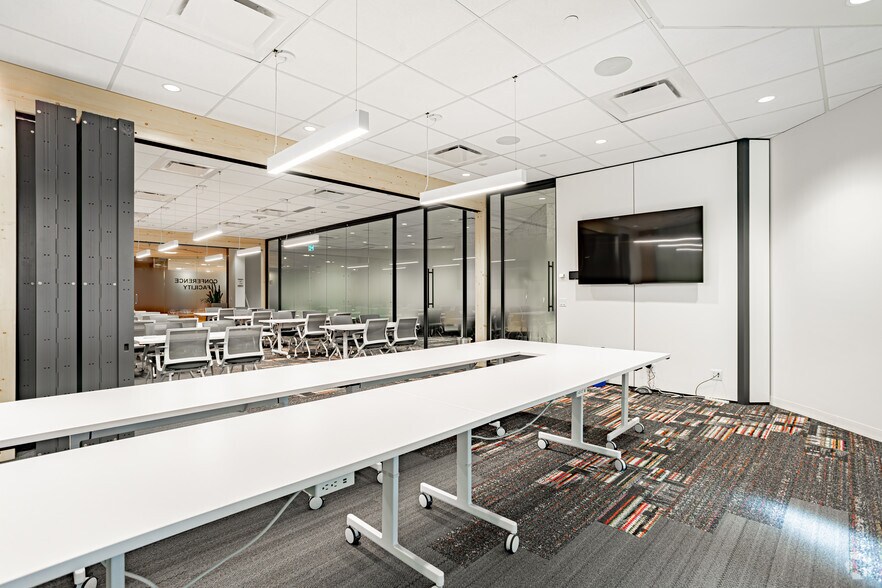 More Photos Of 111 5th Ave SW, Calgary Office For Lease