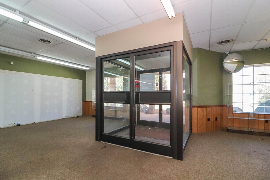 More Photos Of , Rockwell Medical For Lease