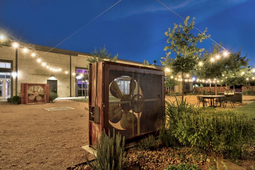 More Photos Of 215 Coca Cola Pl, San Antonio Apartments For Lease