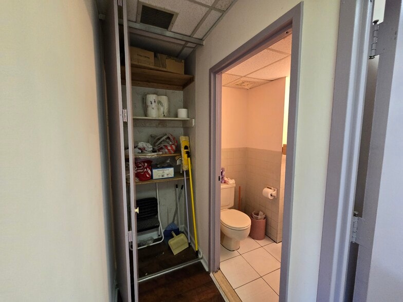 More Photos Of 92-29 Queens Blvd, Rego Park Apartments For Lease