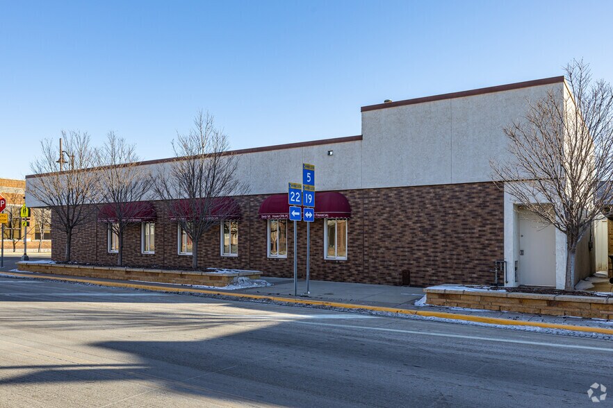 More Photos Of 335 Main Ave, Gaylord Storefront For Lease