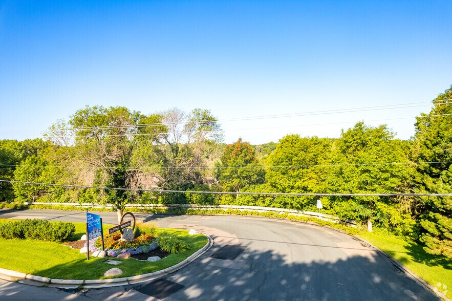 More Photos Of 5852-5870 Baker Rd, Minnetonka Unknown For Lease