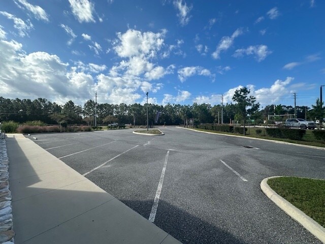 More Photos Of 10575 Old Dixie Hwy, Town Of Nocatee Warehouse For Sale
