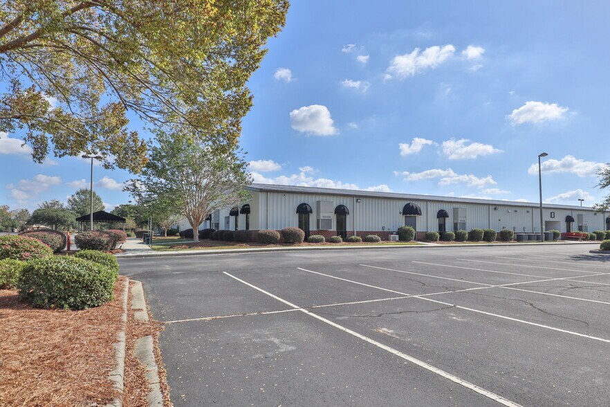 More Photos Of 4201 N Forrest St, Valdosta Schools For Lease