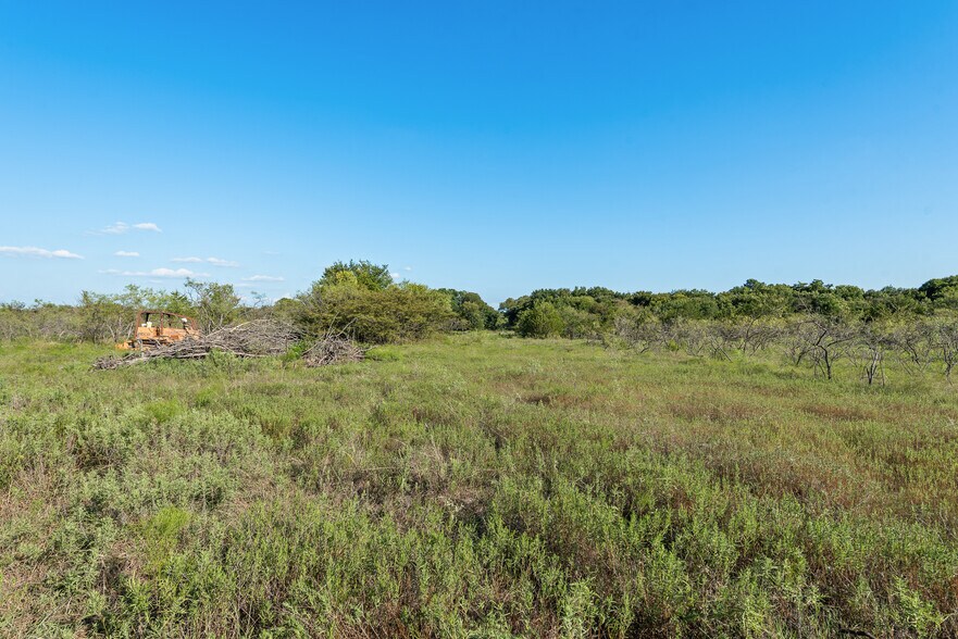 More Photos Of 749 Stacks Rd, Ennis Land For Sale