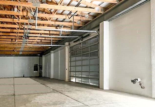 More Photos Of 2424 Mulberry Ave, Cleveland Manufacturing For Lease