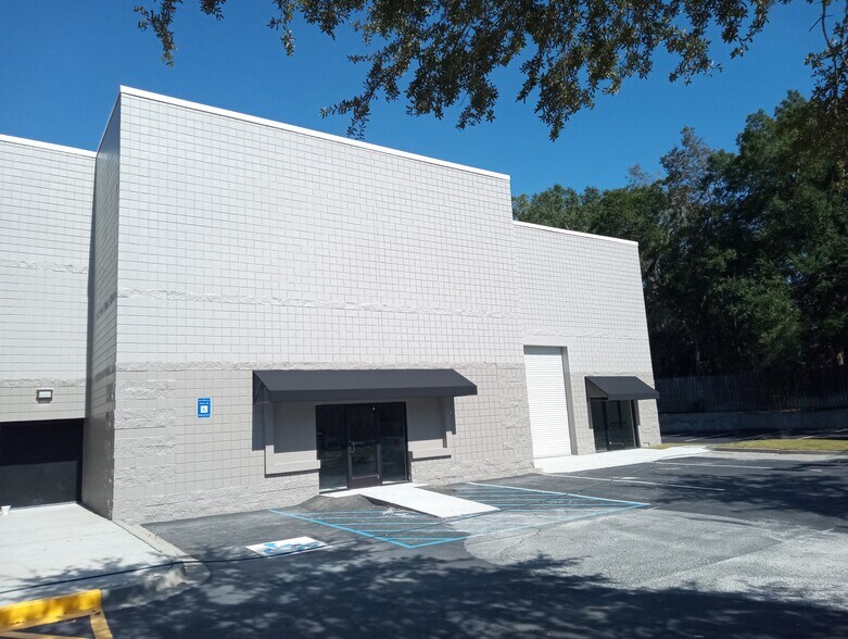 More Photos Of 1132 Shawnee St, Savannah Flex For Lease