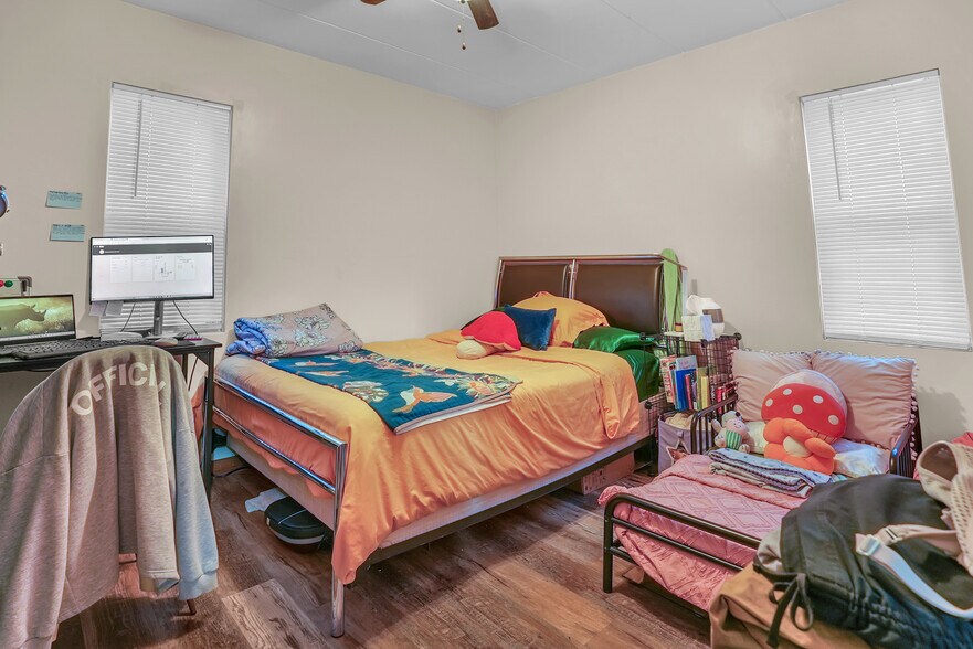 More Photos Of 6922 Columbia ave, Hammond Multifamily For Sale