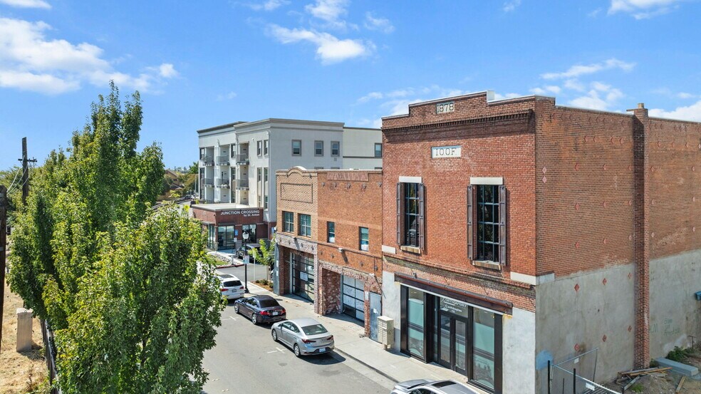 More Photos Of 112 Pacific St, Roseville Apartments For Lease