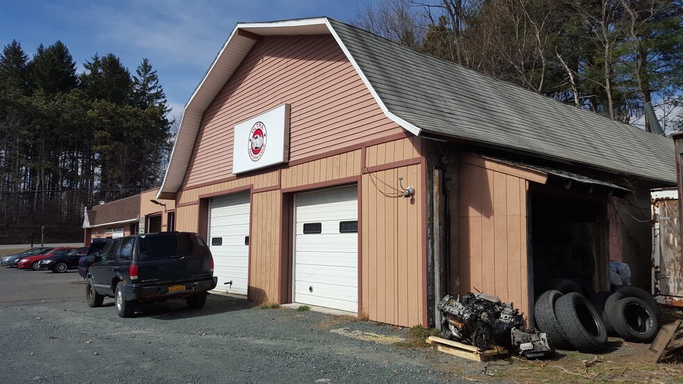 More Photos Of 152 Speigletown Rd, Troy Service Station For Sale