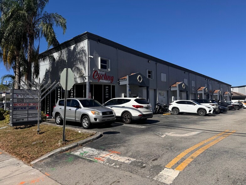 More Photos Of 10181 NW 58th St, Miami Warehouse For Lease